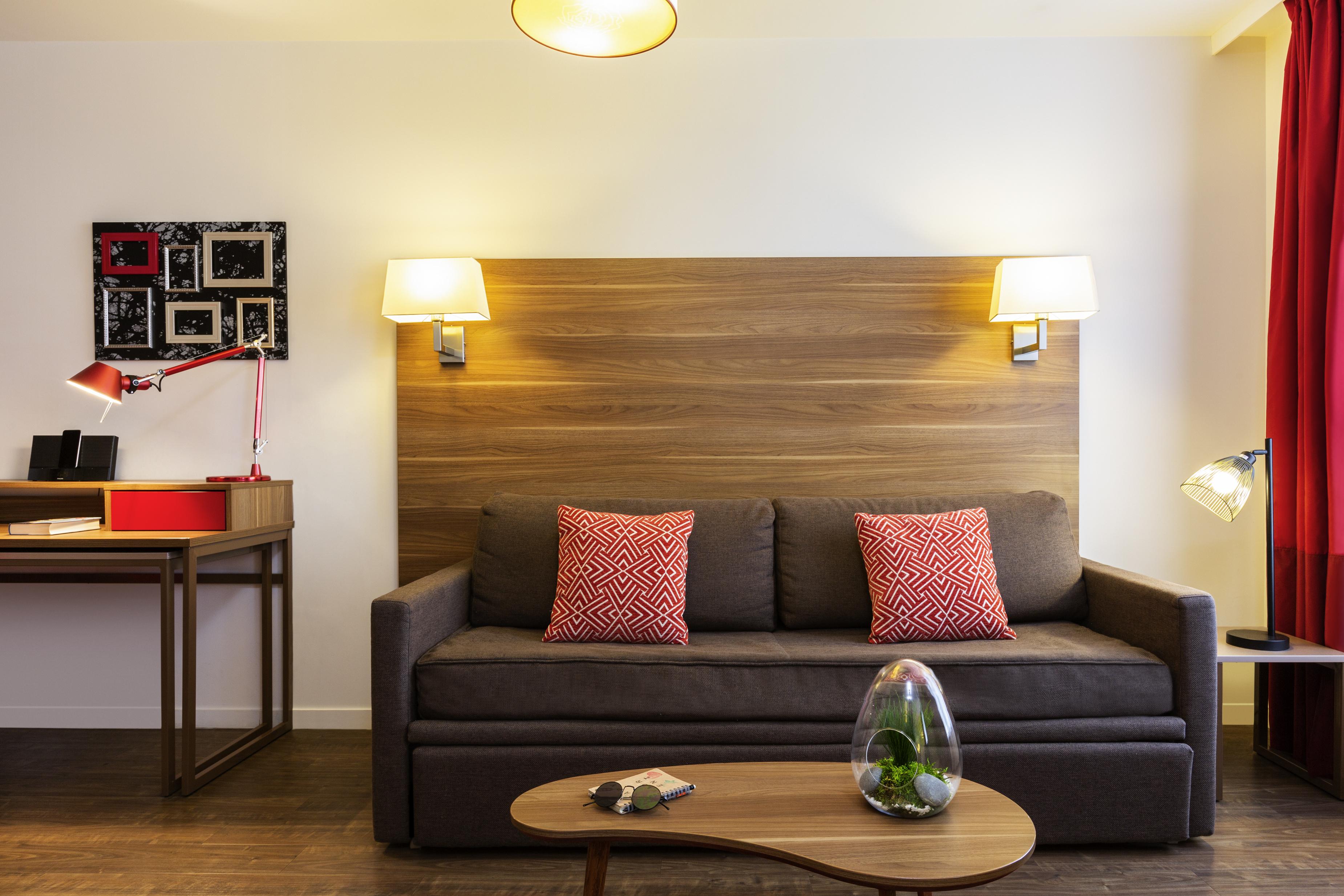 Aparthotel Adagio La Defense Курбевуа Экстерьер фото