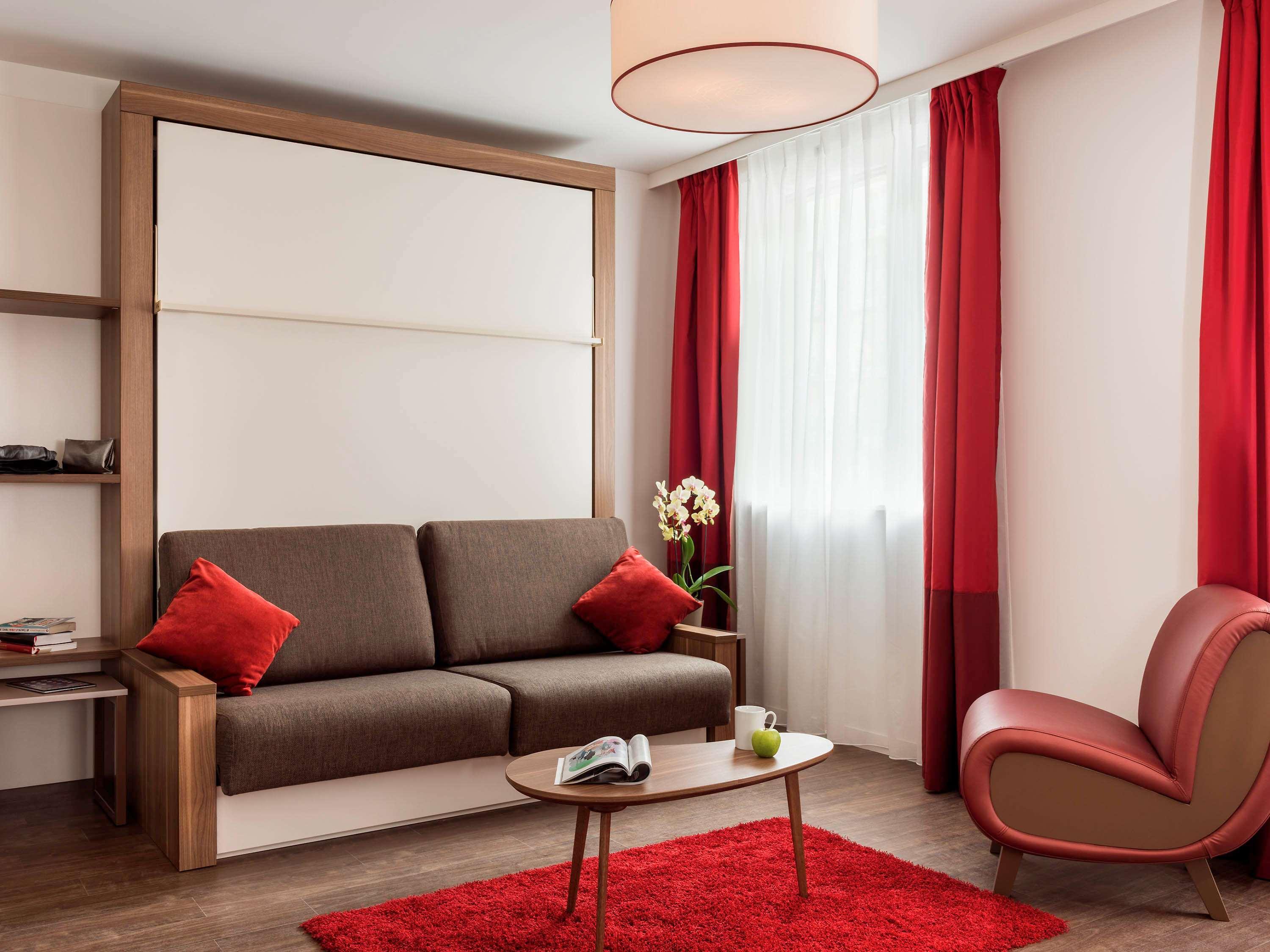 Aparthotel Adagio La Defense Курбевуа Экстерьер фото